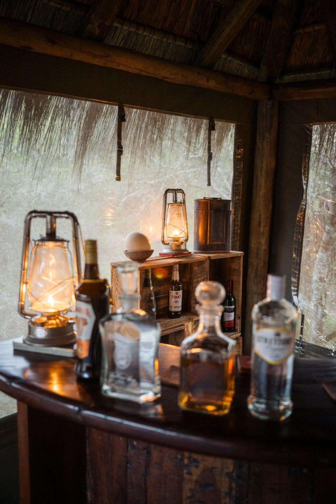 Quatermain'S 1920'S Safari Camp - Amakhala Game Reserve Exterior photo